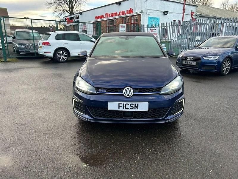 Used VW Golf VII GTE 204 HP (150 kW) 2018 Blue Hatchback