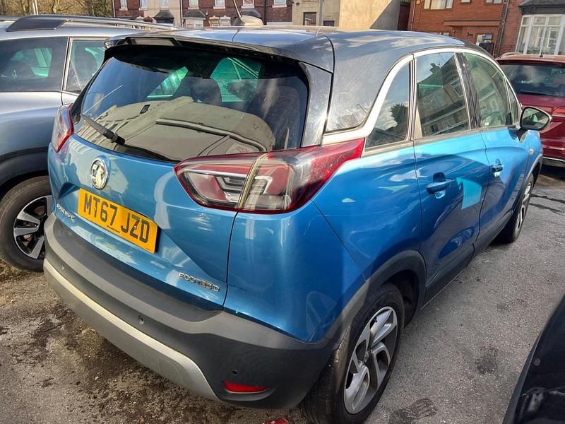 Used Vauxhall Crossland X S 99 HP (72 kW) 2017 Blue SUV