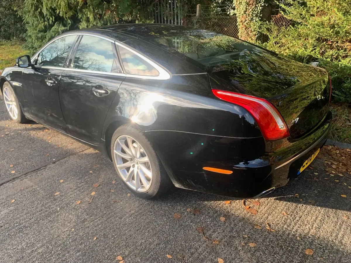 Used Jaguar XJ Prestige 300 HP (220 kW) 2019 Black Sedan