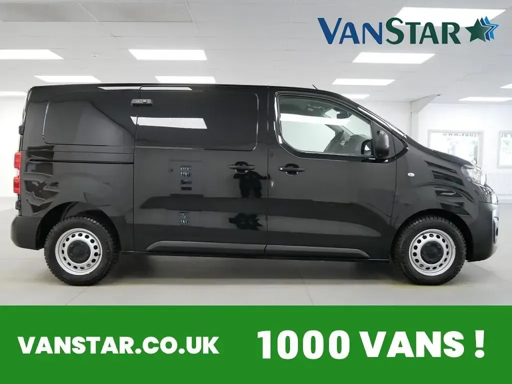 Used Peugeot Expert 120 HP (88 kW) 2021 Black Van