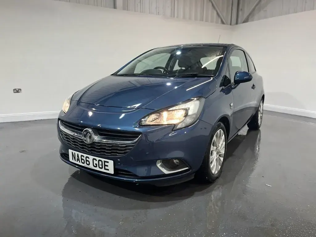 Used Vauxhall Corsa 90 HP (66 kW) 2016 Blue Hatchback