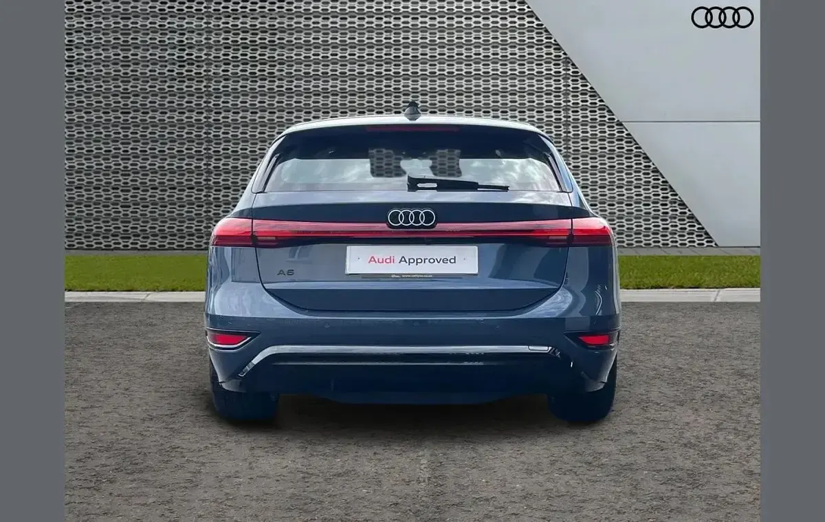 New Audi A6 e-tron Sport 269 kW (367 HP) 2025 Blue Estate