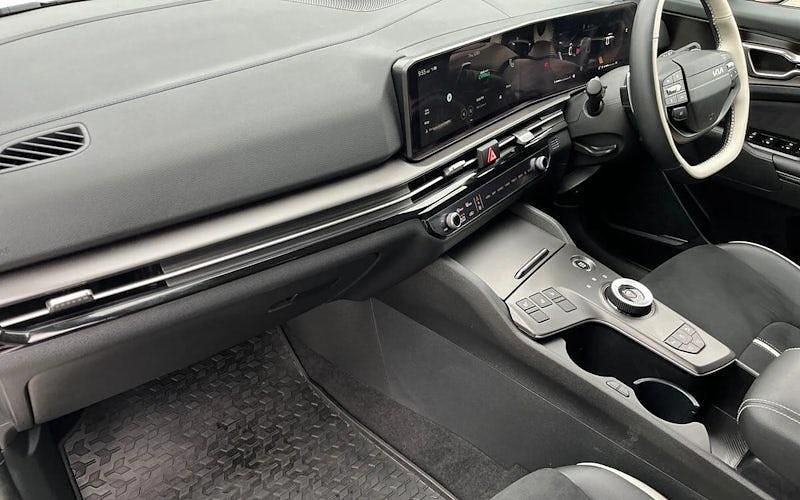 Used Kia Sportage GT-Line 150 HP (110 kW) 2025 White SUV