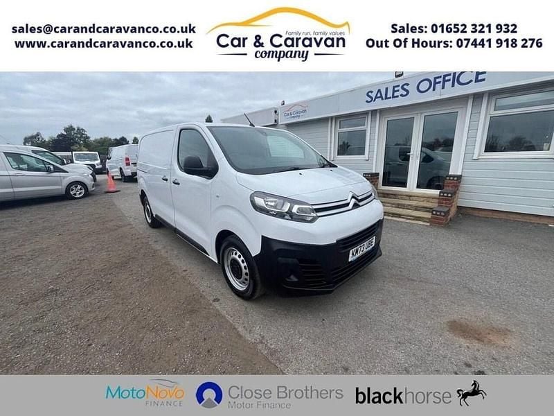 White Used 2023 Citroën Dispatch MPV | £11,350 (Good price) - Image 1/4
