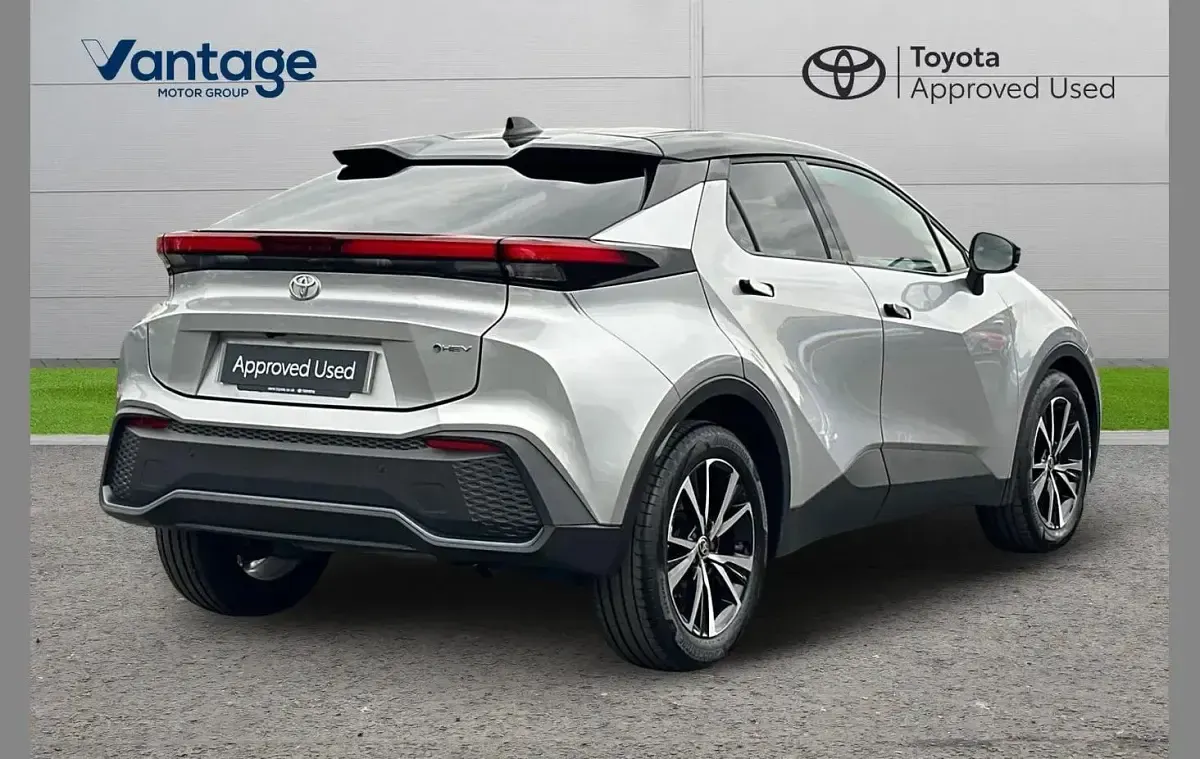 Used Toyota C-HR Design 138 HP (101 kW) 2025 Silver SUV