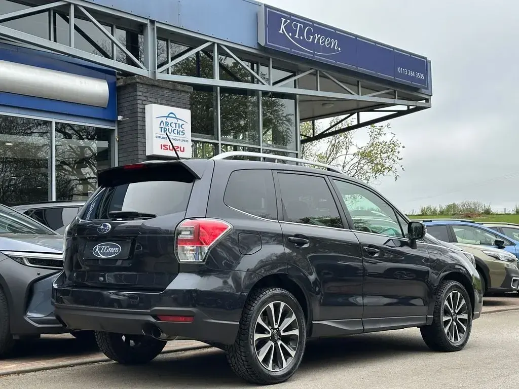 Used Subaru Forester 237 HP (174 kW) 2017 Grey SUV
