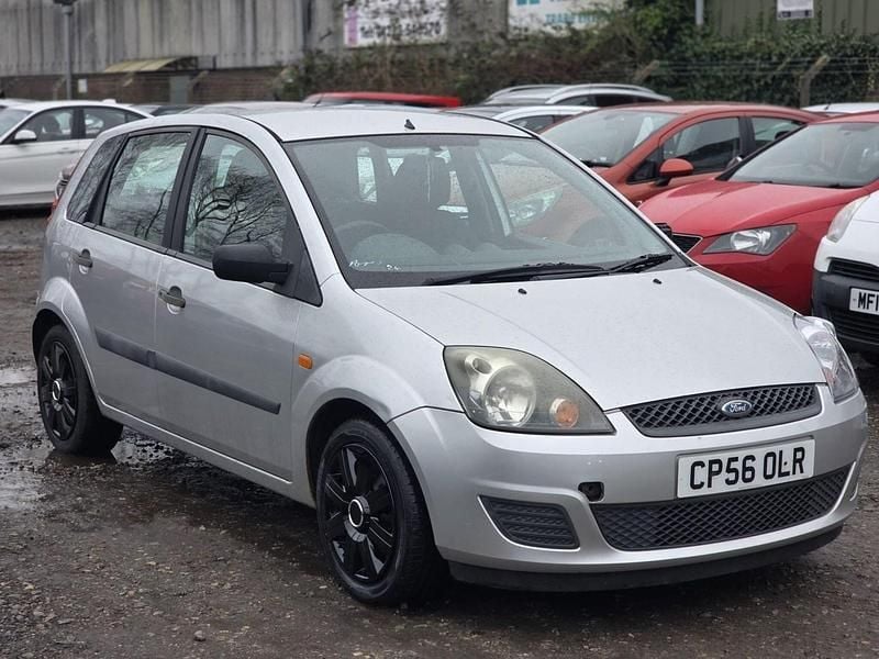 Used Ford Fiesta Style 2007 Silver Hatchback