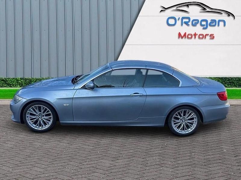 Begagnad BMW 320 Cabriolet Comfort Edition 184 HK (135 kW) 2011 Blå Cab