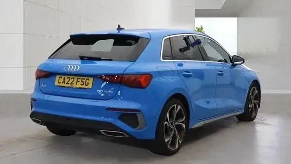 Used Audi A3 Sportback S-Line 110 HP (80 kW) 2022 Blue Hatchback