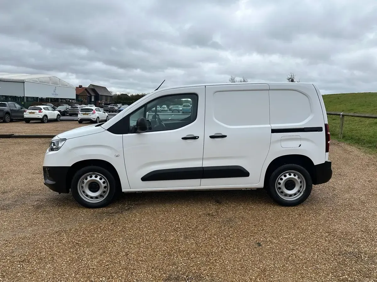 Used Toyota Proace Active 2022 White MPV