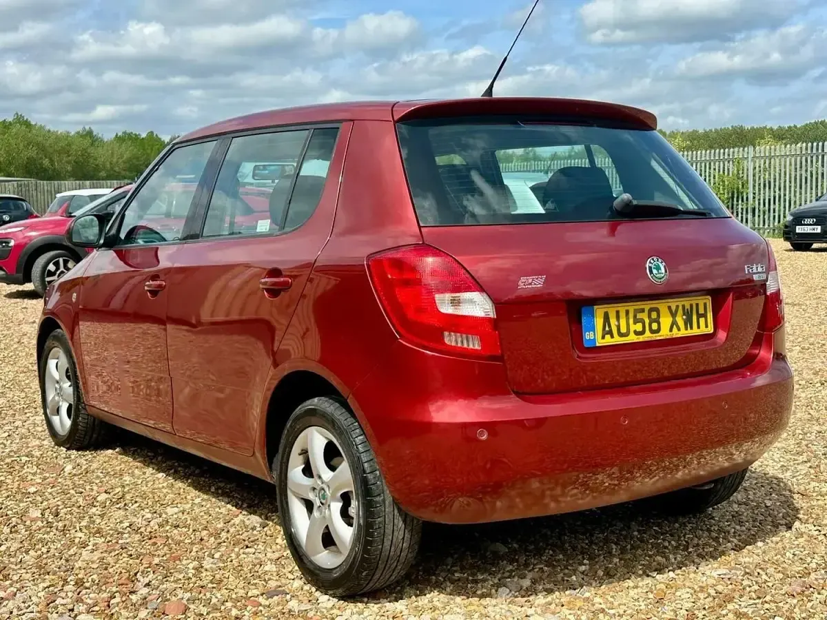 Used Skoda Fabia 105 HP (77 kW) 2008 Red Hatchback
