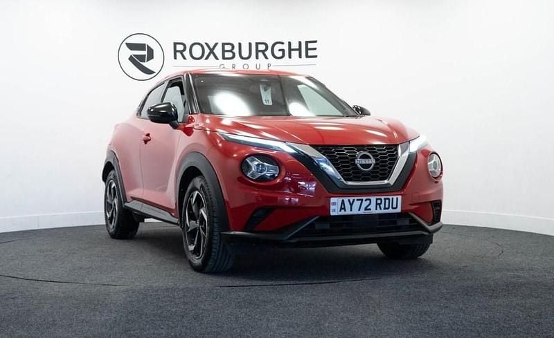 Used Nissan Juke N-Connecta 114 HP (83 kW) 2023 Red SUV