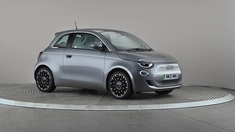 Grey Used 2021 Fiat 500e La Prima Hatchback | £10,498 (Fair price) - Image 1/3