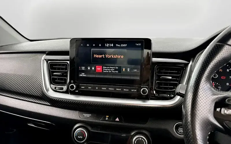 Used Kia Stonic GT-Line S 120 HP (88 kW) 2023 Red SUV