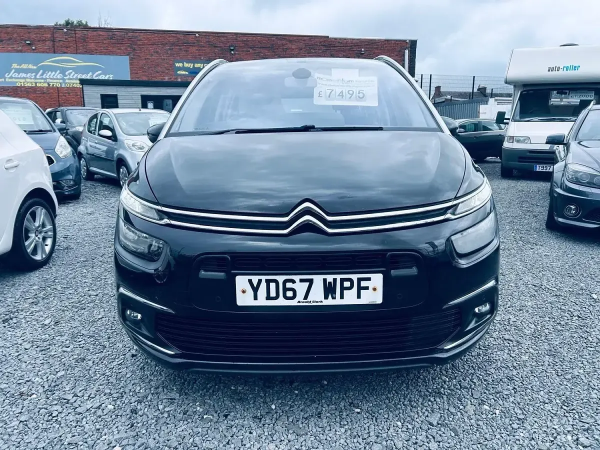 Used Citroën Grand C4 Picasso Feel 120 HP (88 kW) 2017 Black MPV