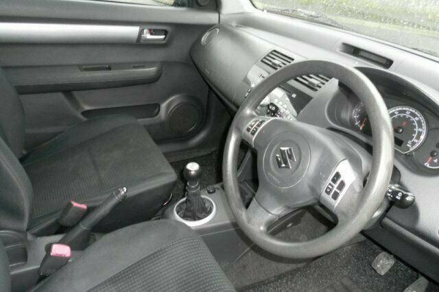 Używany Suzuki Swift 2005 Hatchback