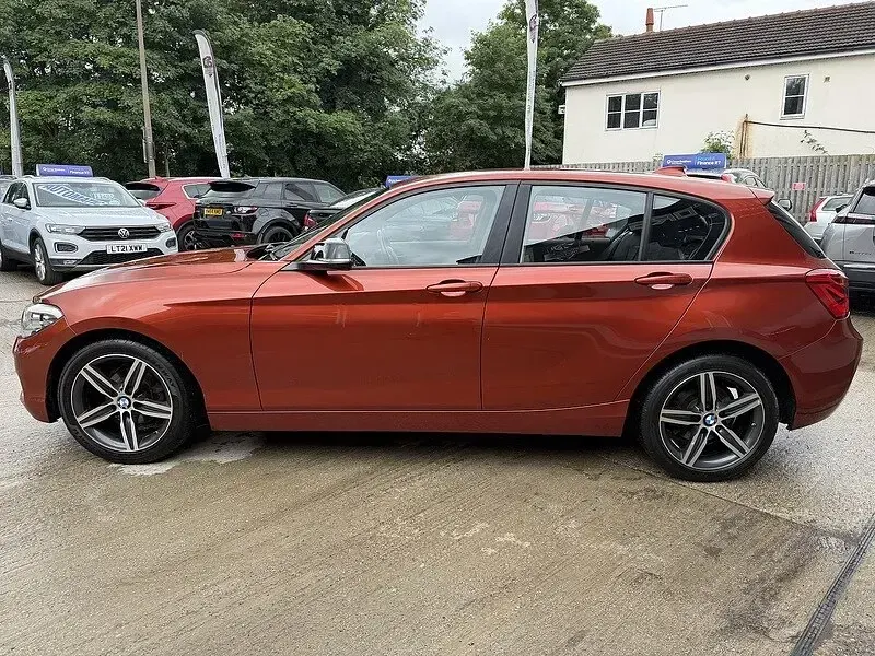 Used BMW 118 Sport Line 136 HP (100 kW) 2017 Sunset orange metallic paint Hatchback