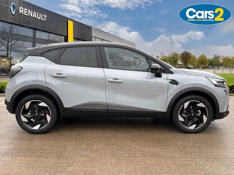 New Renault Captur Techno 2025 Grey/black SUV