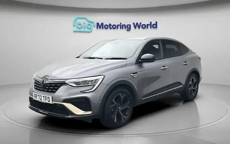 Used Renault Arkana Engineered 145 HP (106 kW) 2023 Grey SUV