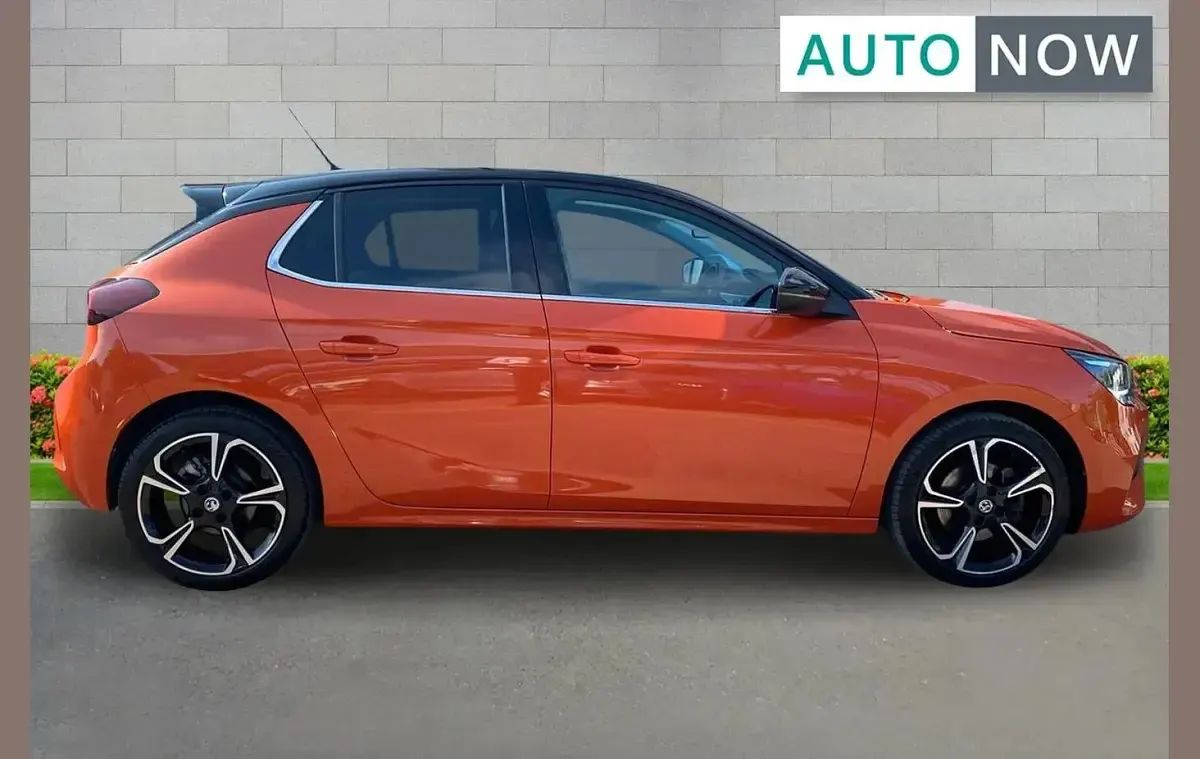 Used Vauxhall Corsa Edition 100 HP (73 kW) 2022 Orange Hatchback