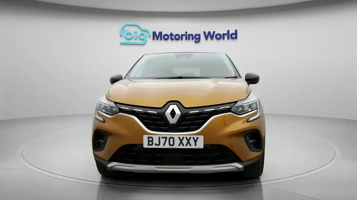 Used Renault Captur Version S 101 HP (74 kW) 2020 Orange/black SUV