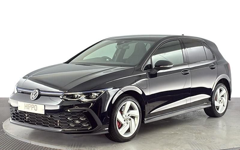 Second-hand VW Golf VIII GTE 245 CP (180 kW) 2024 Hatchback