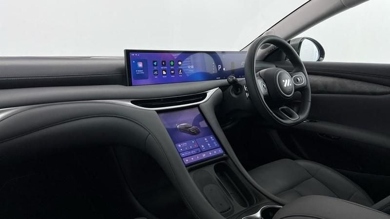 Used MG IM5 Performance 553 kW (752 HP) 2025 Silver Hatchback