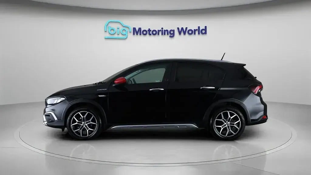 Begagnad Fiat Tipo Red 100 HK (73 kW) 2022 Svart Halvkombi