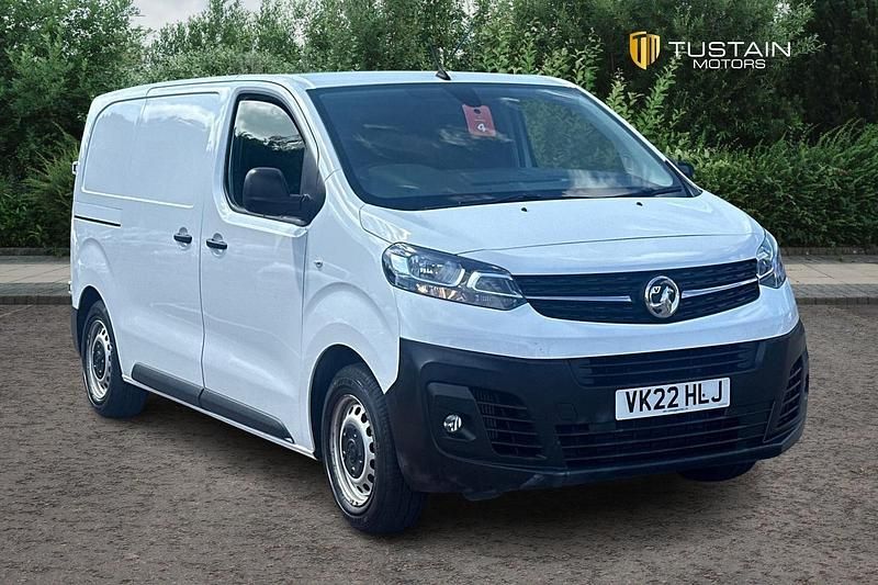 White Used 2022 Vauxhall Vivaro S Van | £14,999 (A bit pricey) - Image 1/4