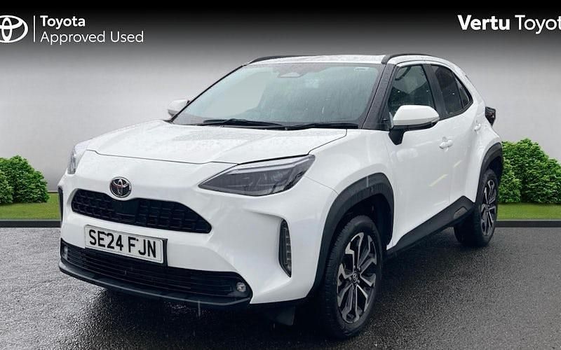 Used Toyota Yaris Hybrid Design 116 HP (85 kW) 2026 Estate