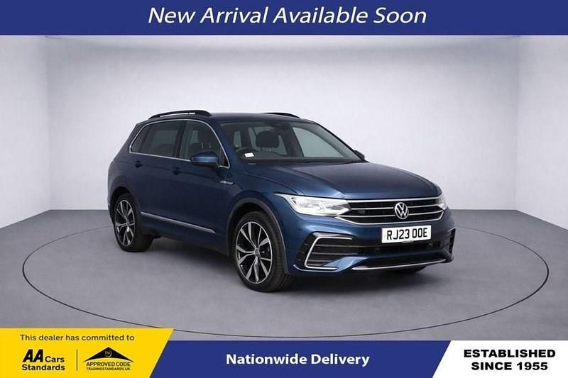 Used VW Tiguan R-line 150 HP (110 kW) 2023 Blue SUV