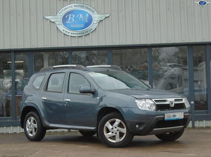 Grey Used 2013 Dacia Duster Lauréate SUV | £2,500 (Fair price) - Image 1/4
