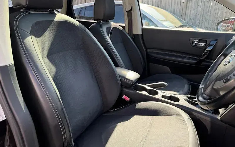 Used Nissan Qashqai 360º 117 HP (86 kW) 2013 Black SUV