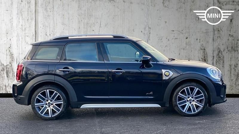 Used Mini Cooper S Countryman Exclusive 219 HP (161 kW) 2022 Black SUV