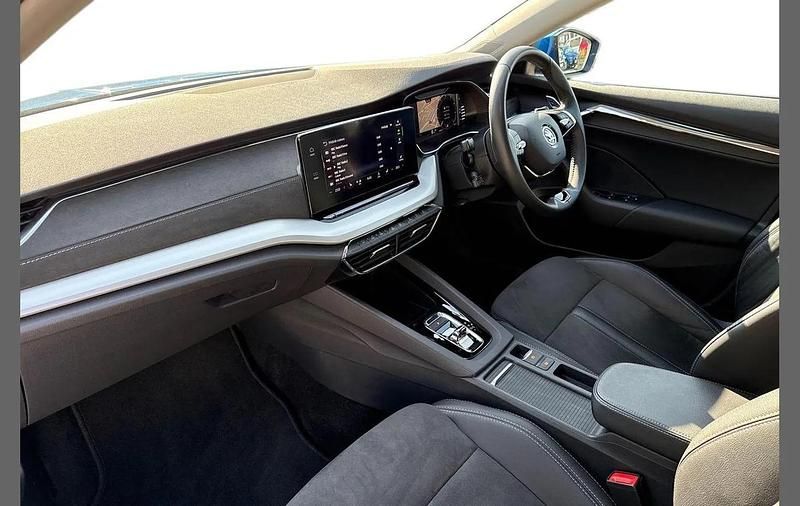 Used Skoda Octavia SE L 147 HP (108 kW) 2024 Blue Hatchback