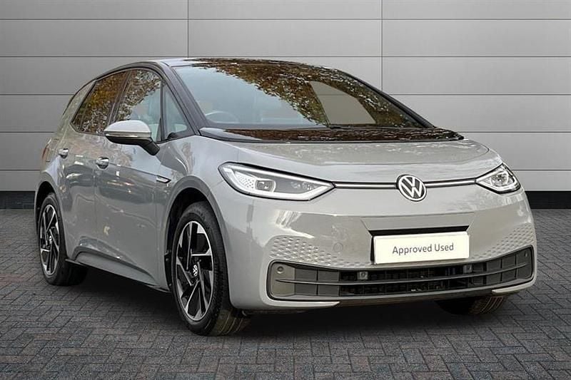 Moonstone grey with black roof Used 2021 VW ID.3 Pro Performance Hatchback | £17,950 (Expensive) - Image 1/3
