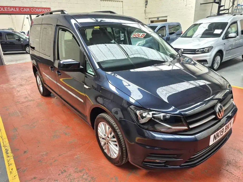 Used VW Caddy Life 2019 Blue MPV