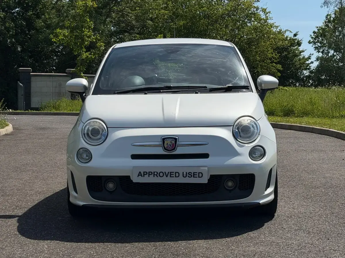 Used Abarth 500 135 HP (99 kW) 2010 White Hatchback