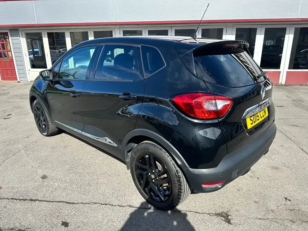 Używany Renault Captur Dynamique 90 KM (66 kW) 2015 Czarny SUV