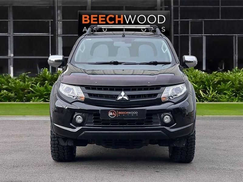 Used Mitsubishi L200 181 HP (133 kW) 2017 Black Pickup