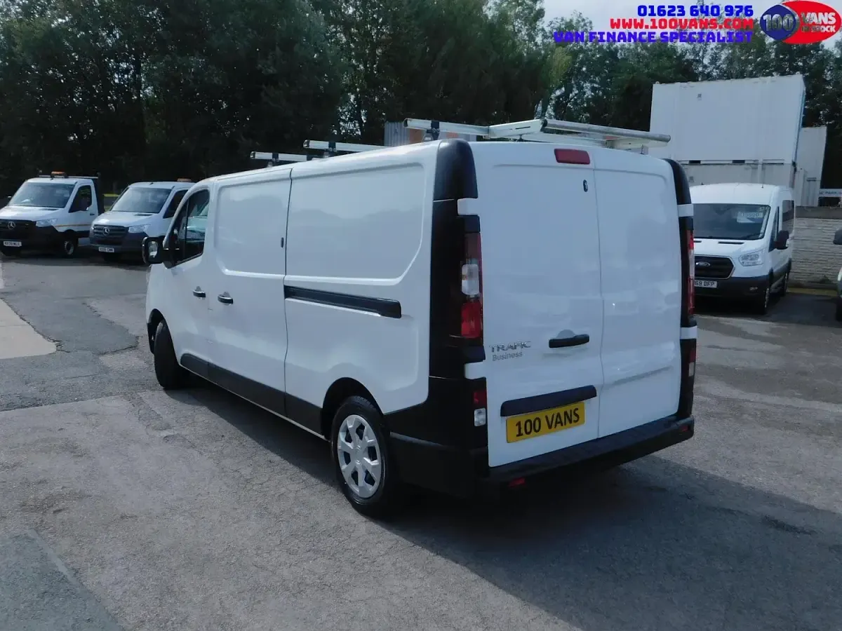 Used Renault Trafic Business 2022 White MPV