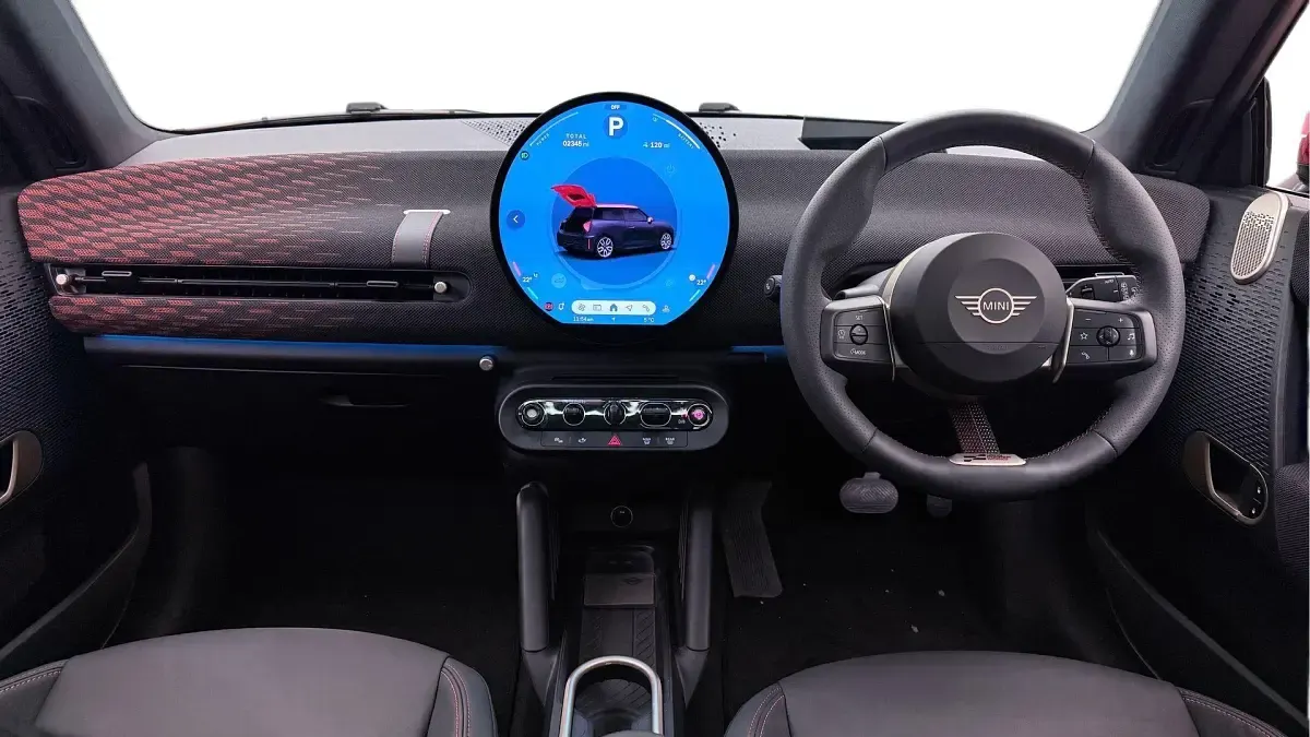 Used Mini Cooper SE Hatch 158 kW (215 HP) 2024 Black Hatchback