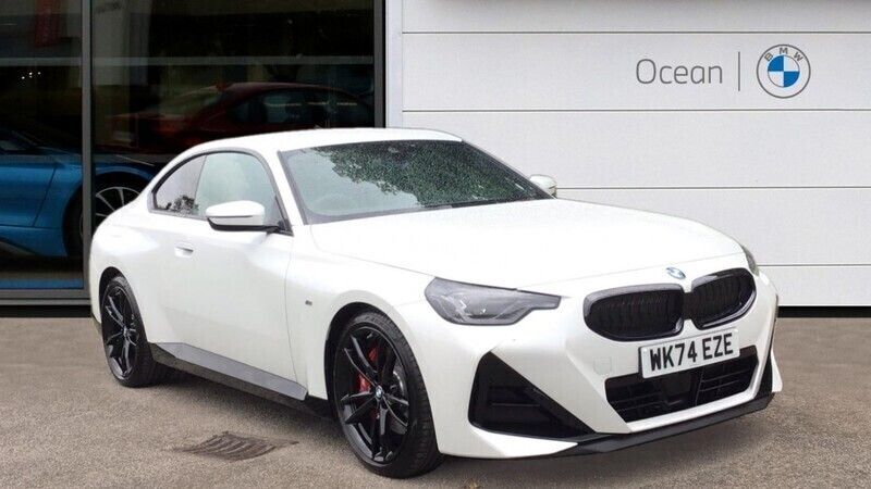 White Used 2024 BMW 220 M Sport Coupe | £32,200 (Fair price) - Image 1/4