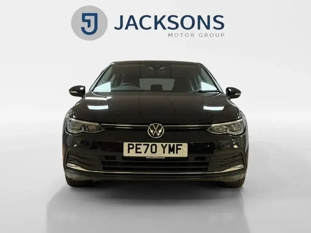 Second-hand VW Golf VII Style 150 CP (110 kW) 2020 Negru Hatchback