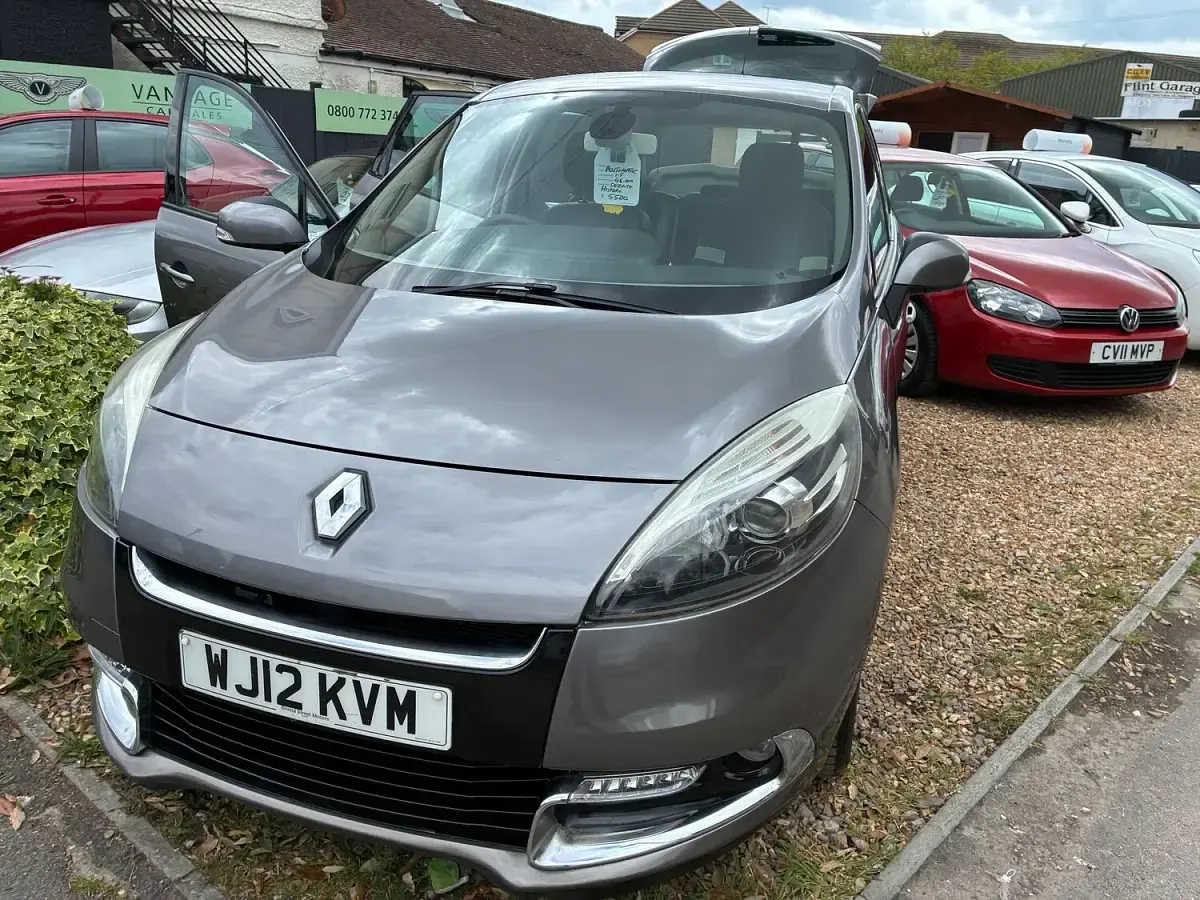 Used Renault Scénic Dynamique 110 HP (80 kW) 2012 Grey MPV