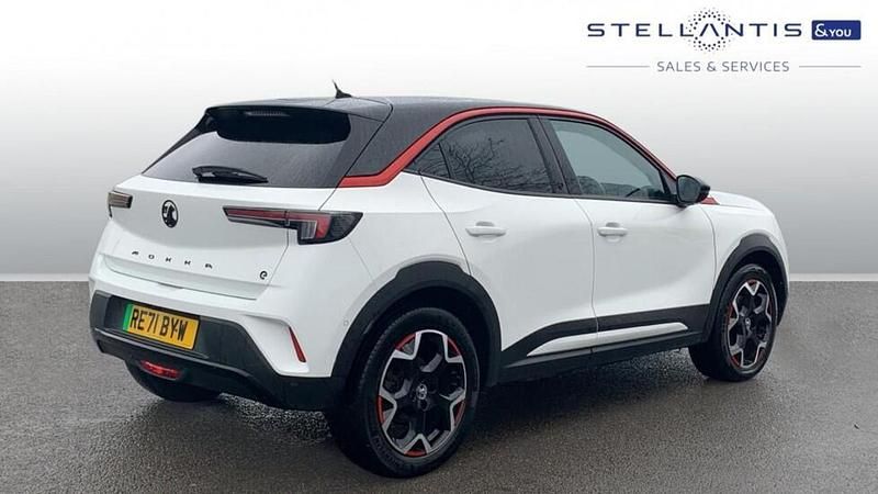 Used Vauxhall Mokka SRi 98 kW (134 HP) 2021 White SUV