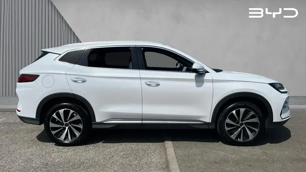 Used BYD Seal U Design 324 HP (238 kW) 2025 White SUV