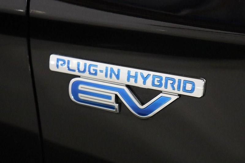 Used Mitsubishi Outlander P-HEV 2021 Black Estate