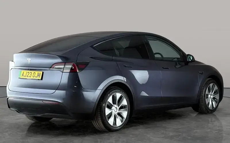 Used Tesla Model Y Standard Range 254 kW (346 HP) 2023 Grey SUV