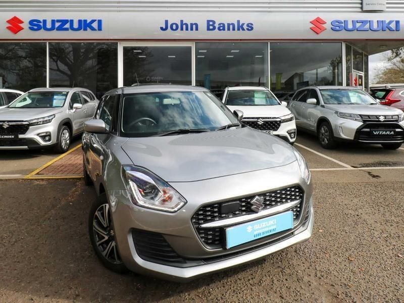 Used 2023 Suzuki Swift SZ-L Hatchback | £12,999 (Good price) - Image 1/4